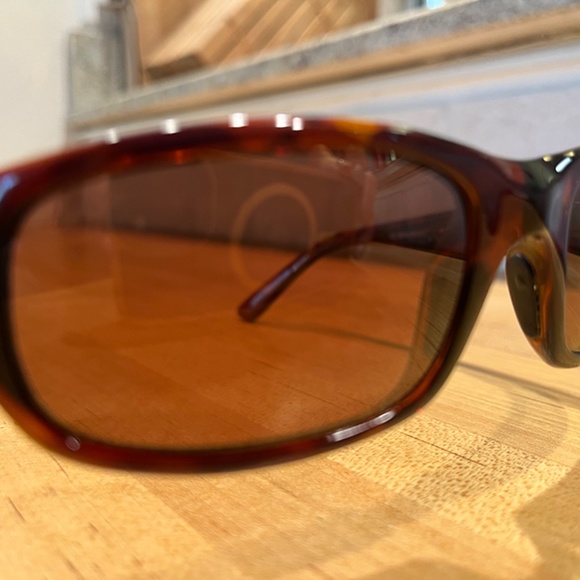 COPY - Maui Jim Peak Polarized Wrap Sunglasses - Picture 6 of 7